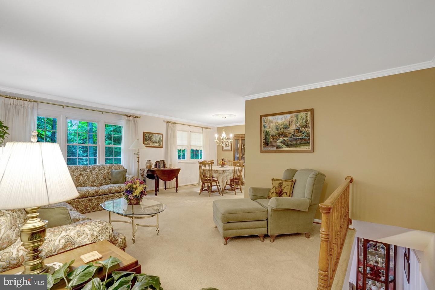 8422 Georgian Way Property Photo 27