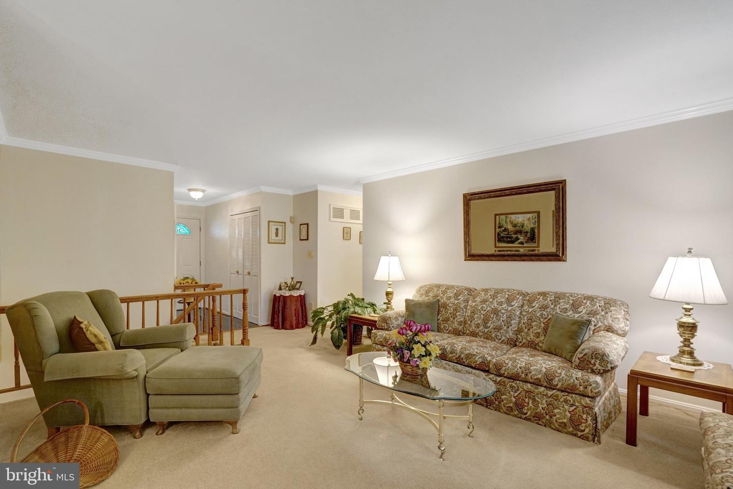 8422 Georgian Way Property Photo 32