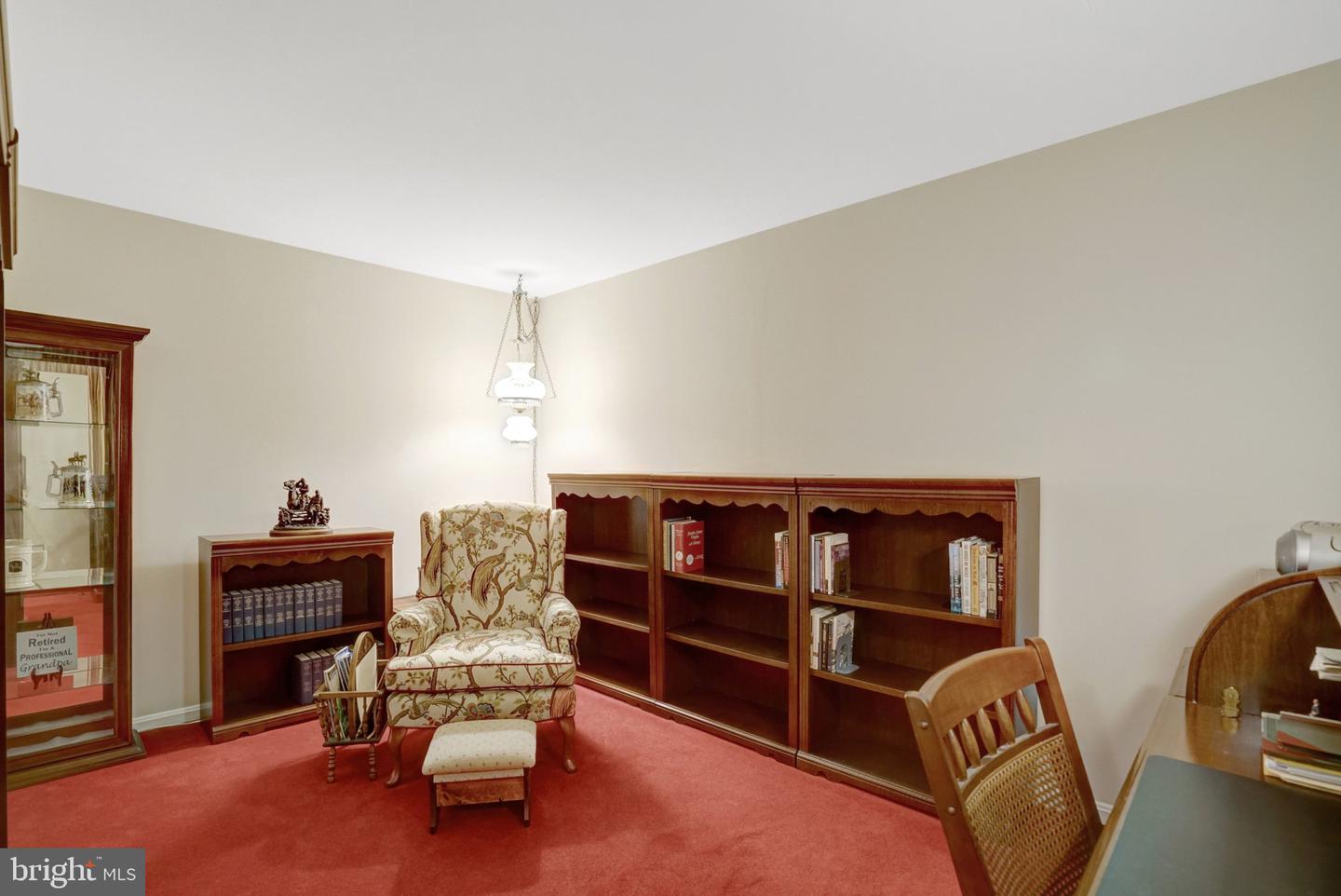 8422 Georgian Way Property Photo 35