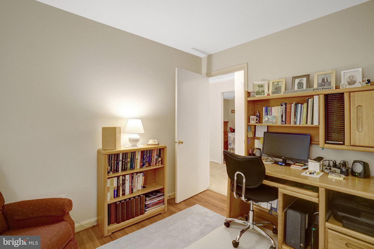 8422 Georgian Way Property Photo 43