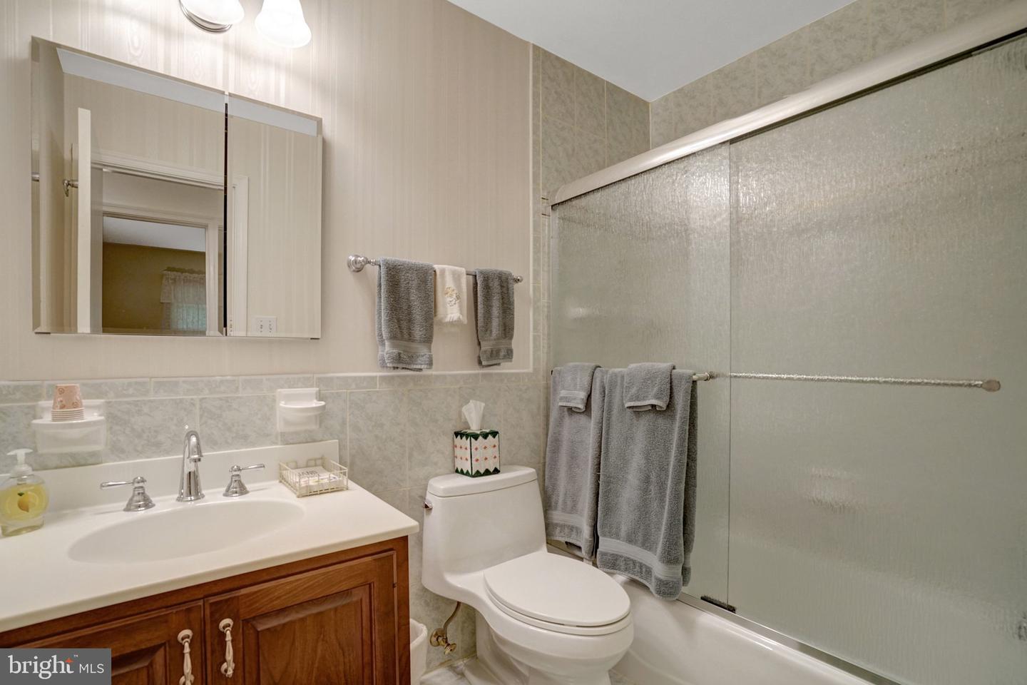 8422 Georgian Way Property Photo 44