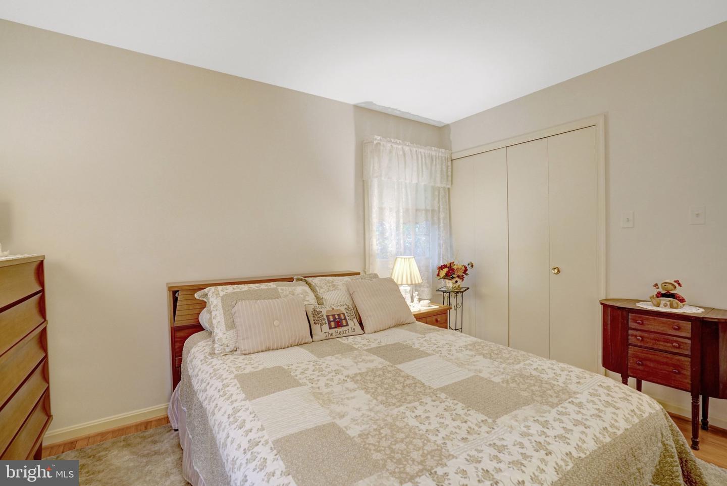 8422 Georgian Way Property Photo 45