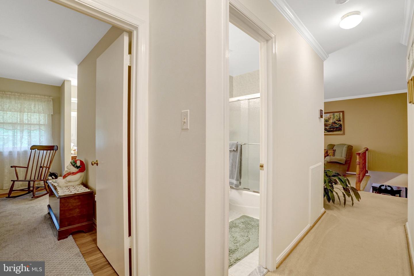 8422 Georgian Way Property Photo 49