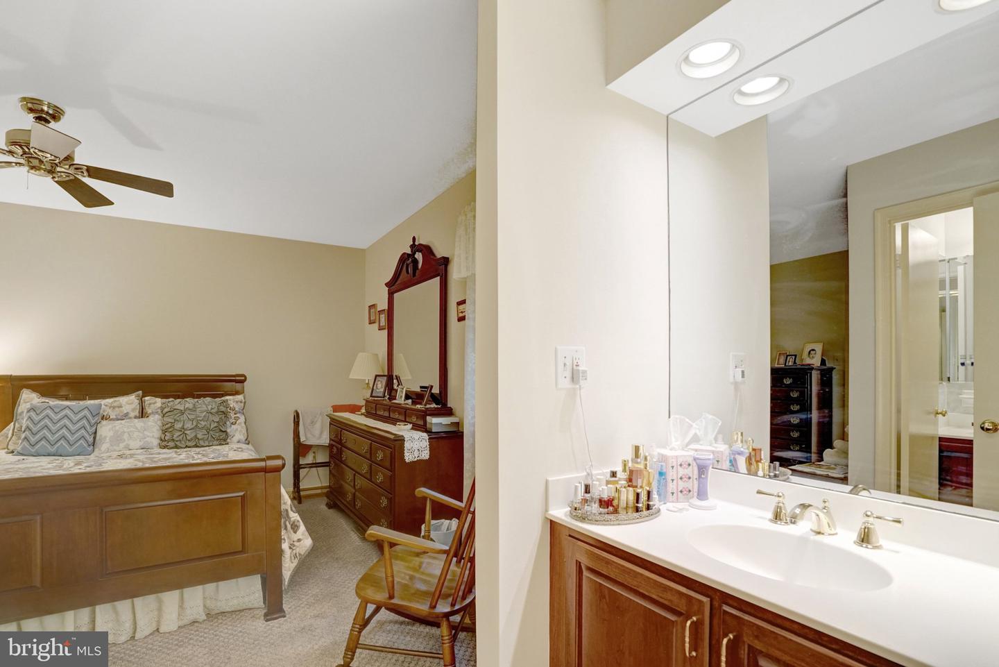 8422 Georgian Way Property Photo 56