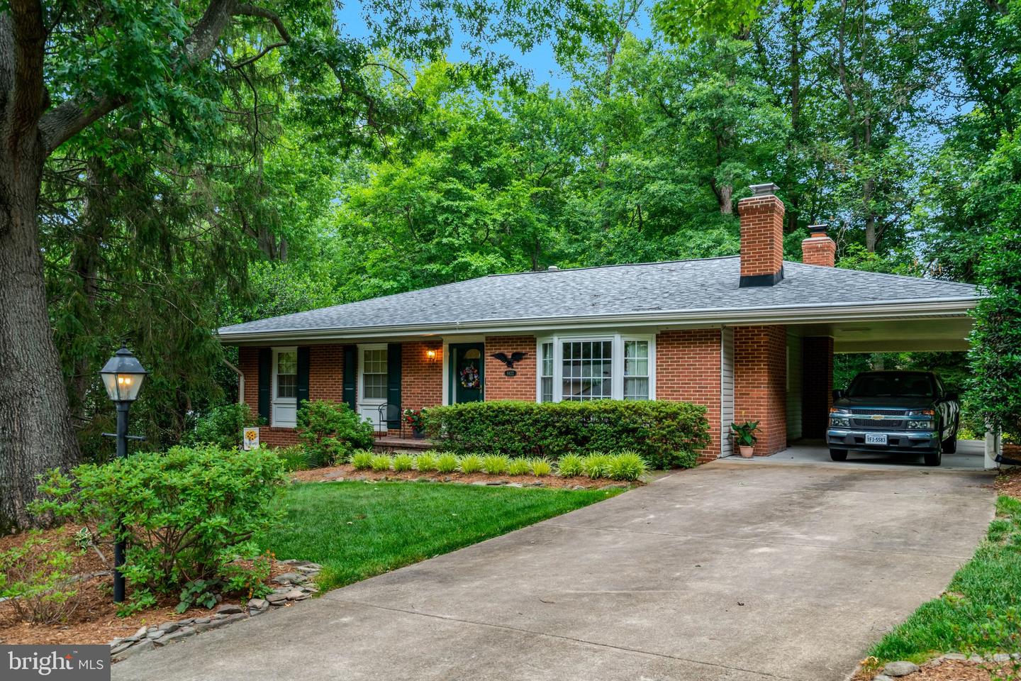 8422 Georgian Way Property Photo 65