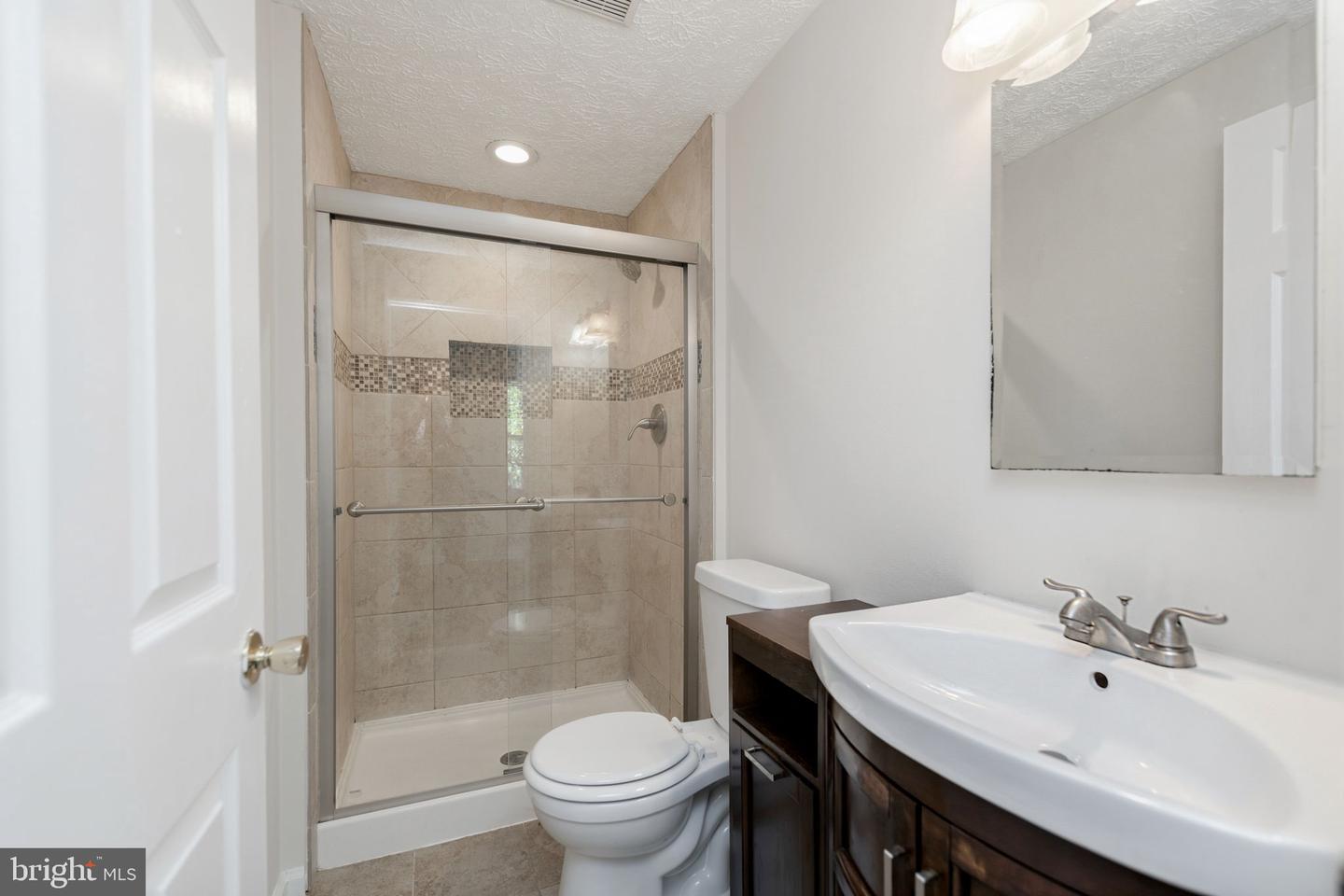 6324 Lightburn Ct Property Photo 17