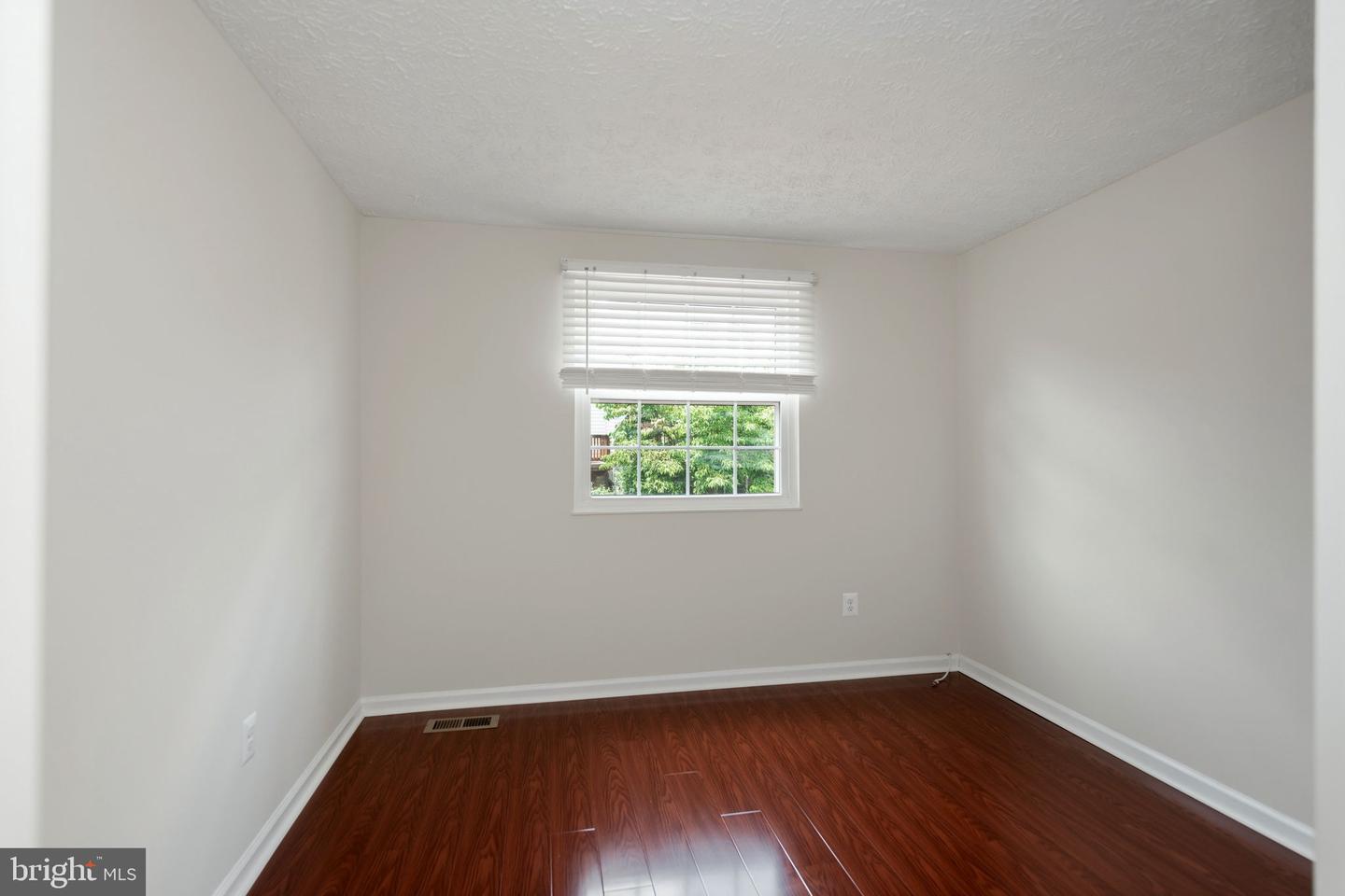 6324 Lightburn Ct Property Photo 19