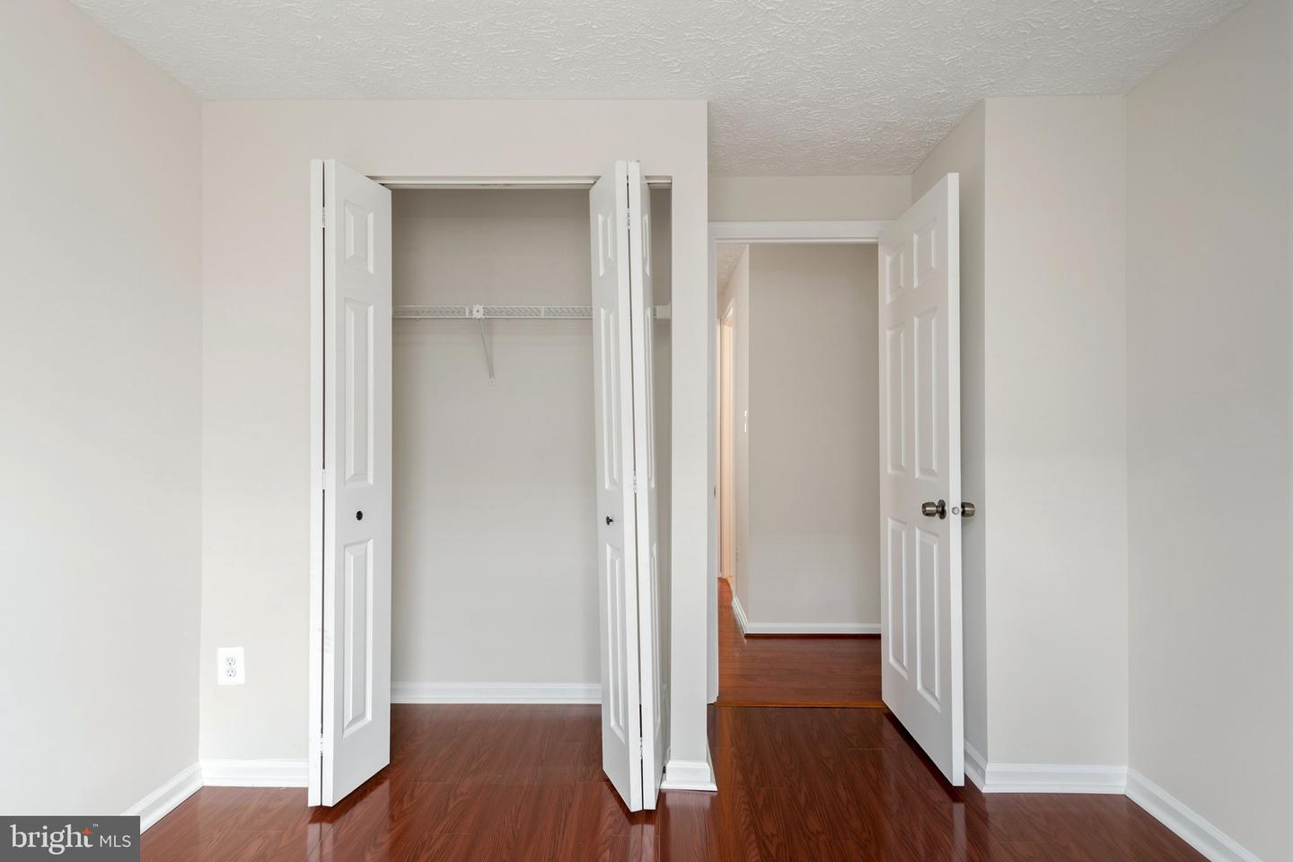 6324 Lightburn Ct Property Photo 20