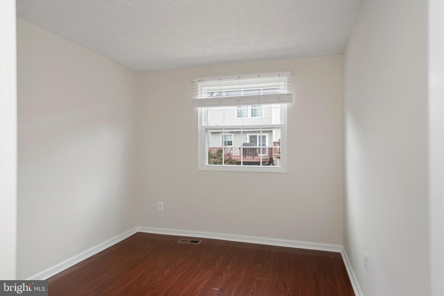 6324 Lightburn Ct Property Photo 21