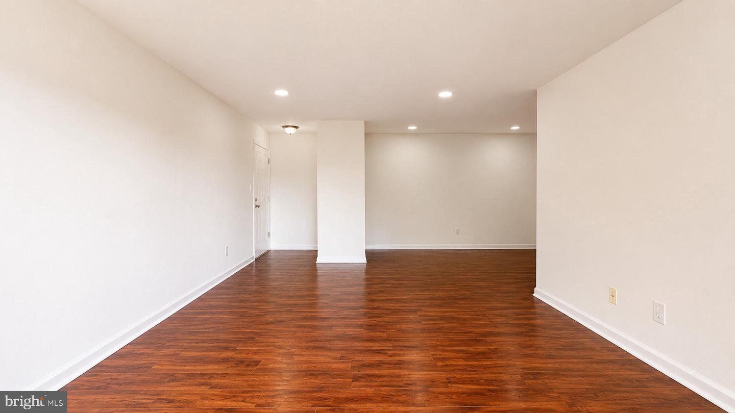 515 Florida Ave #102 Property Photo 2
