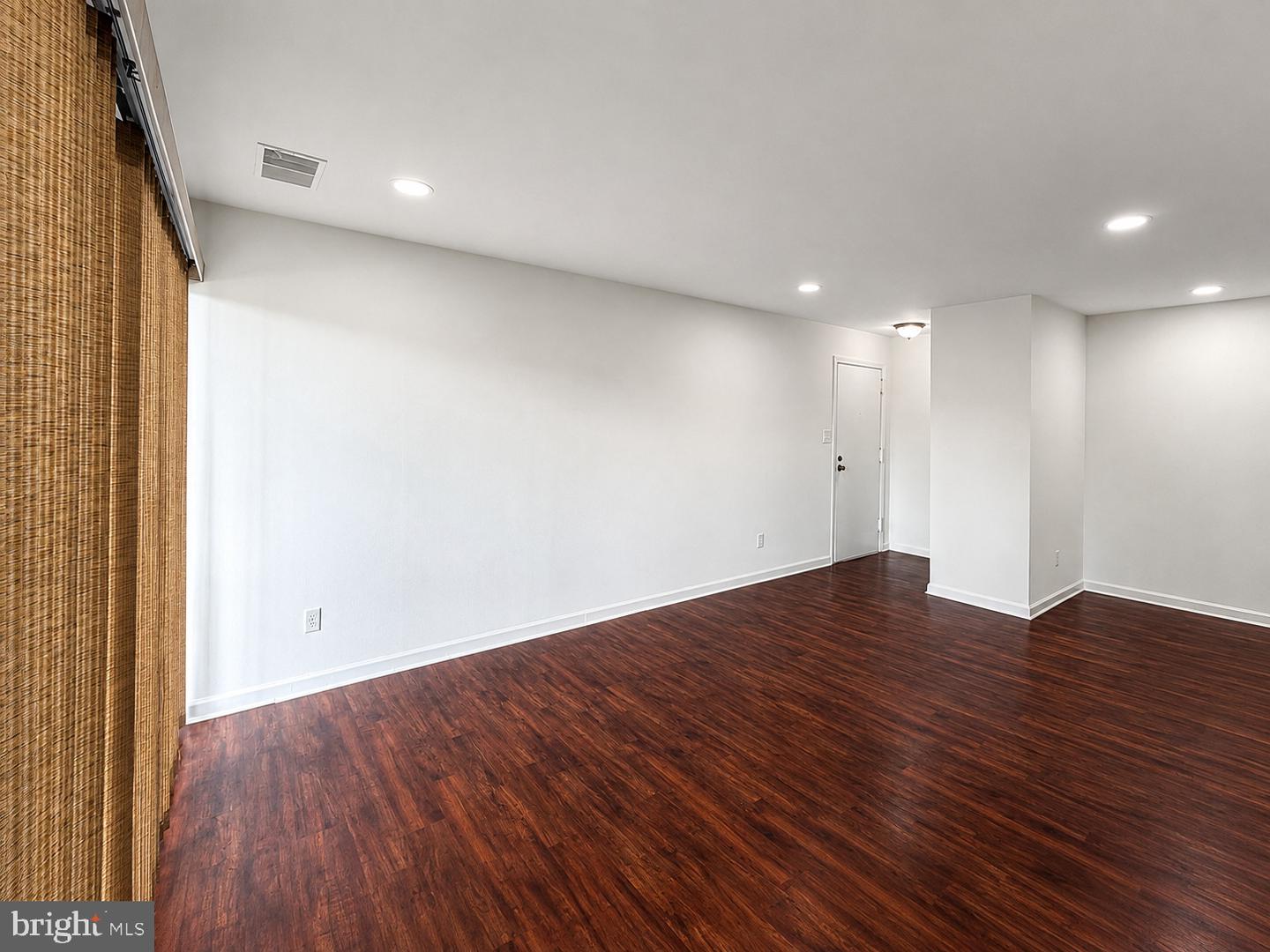 515 Florida Ave #102 Property Photo 7