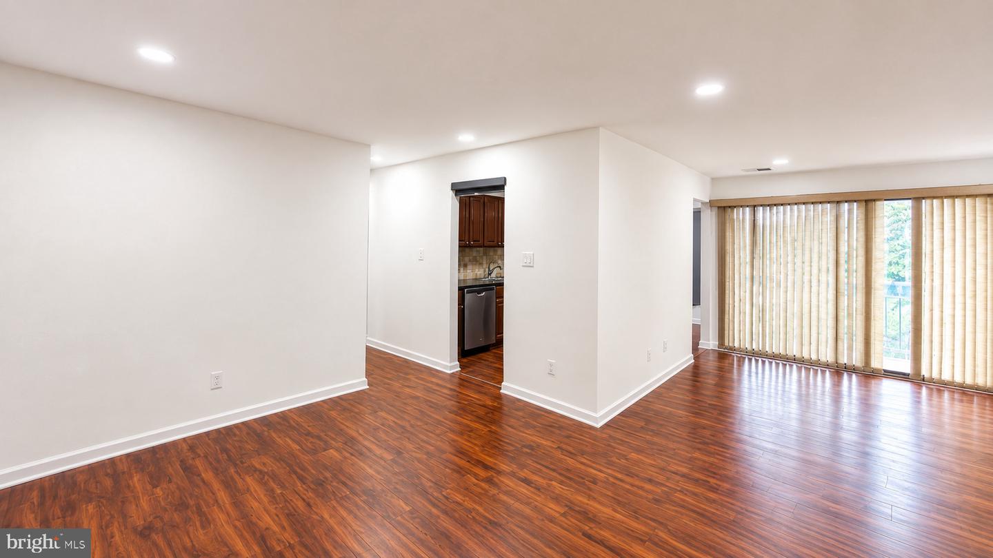 515 Florida Ave #102 Property Photo 13