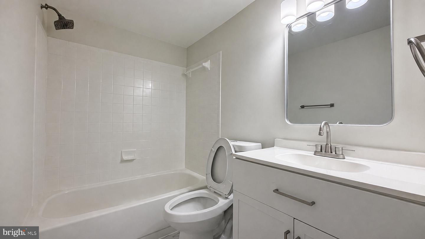 515 Florida Ave #102 Property Photo 18