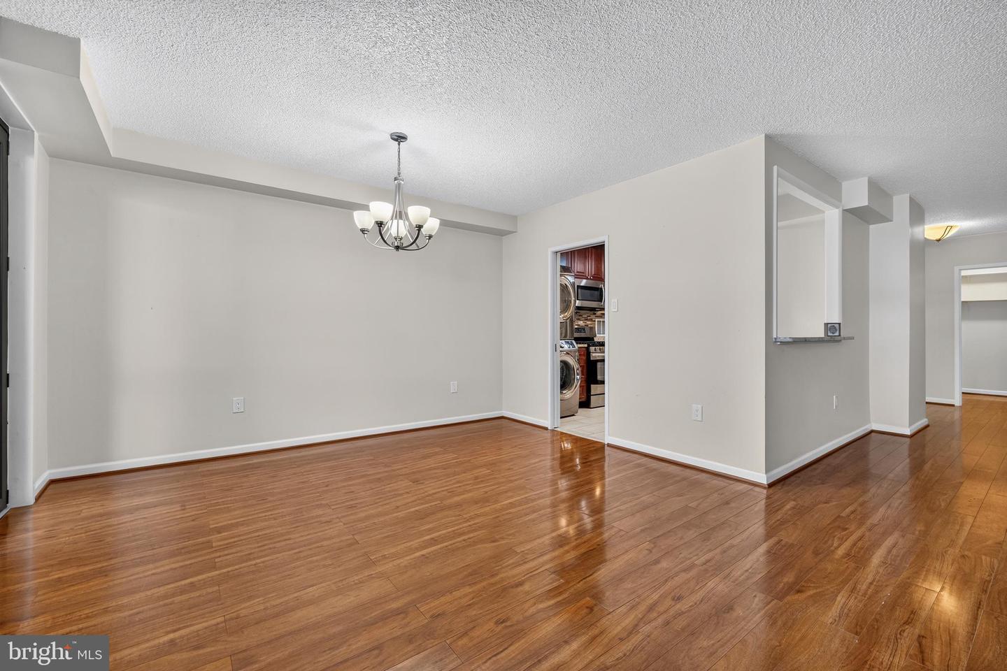 3701 S George Mason Dr #206n Property Photo 4