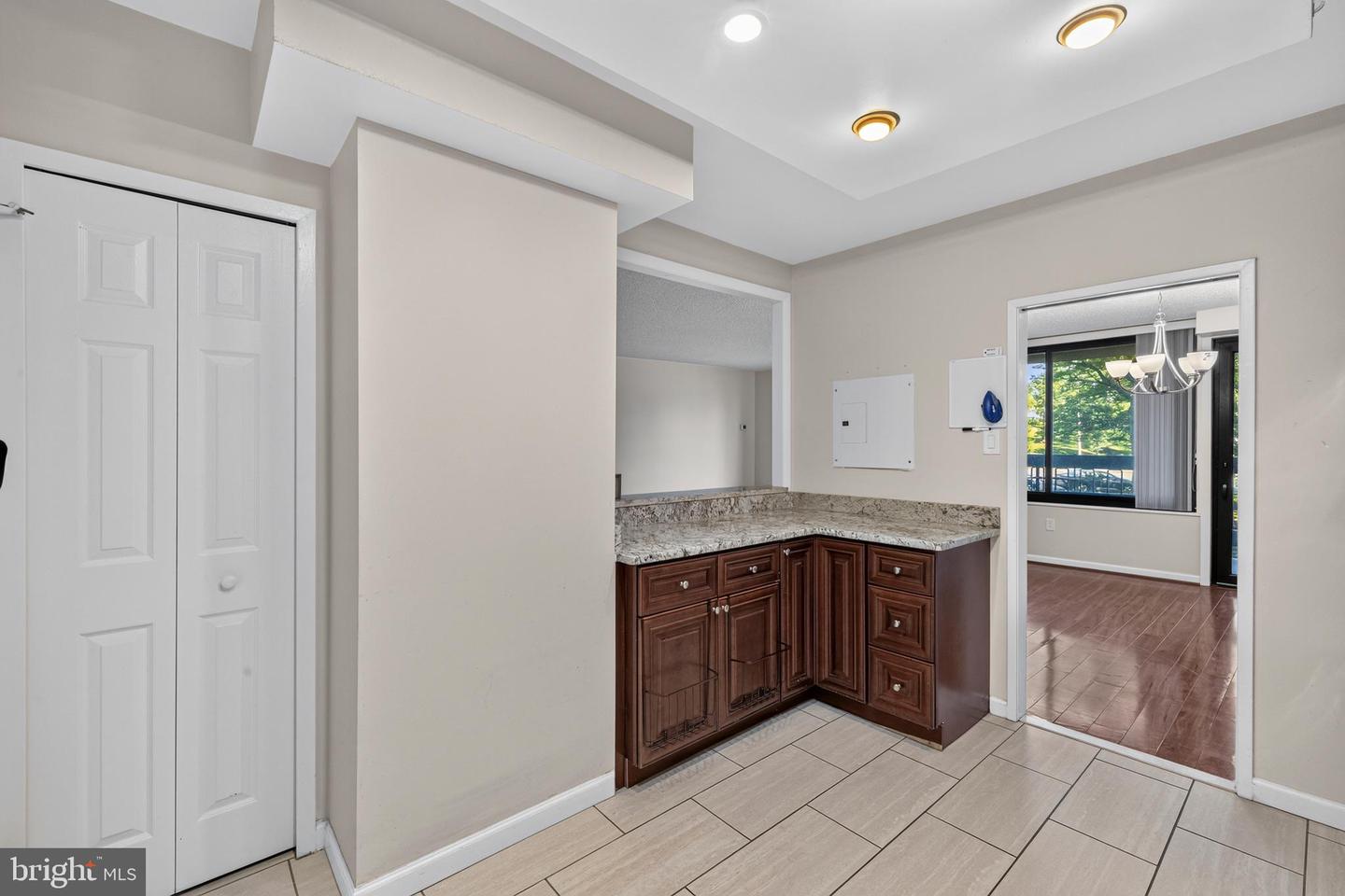 3701 S George Mason Dr #206n Property Photo 10