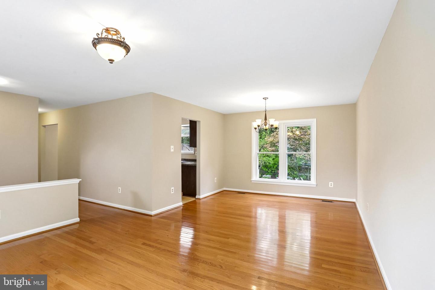 15204 General Stevens Ct Property Photo 5