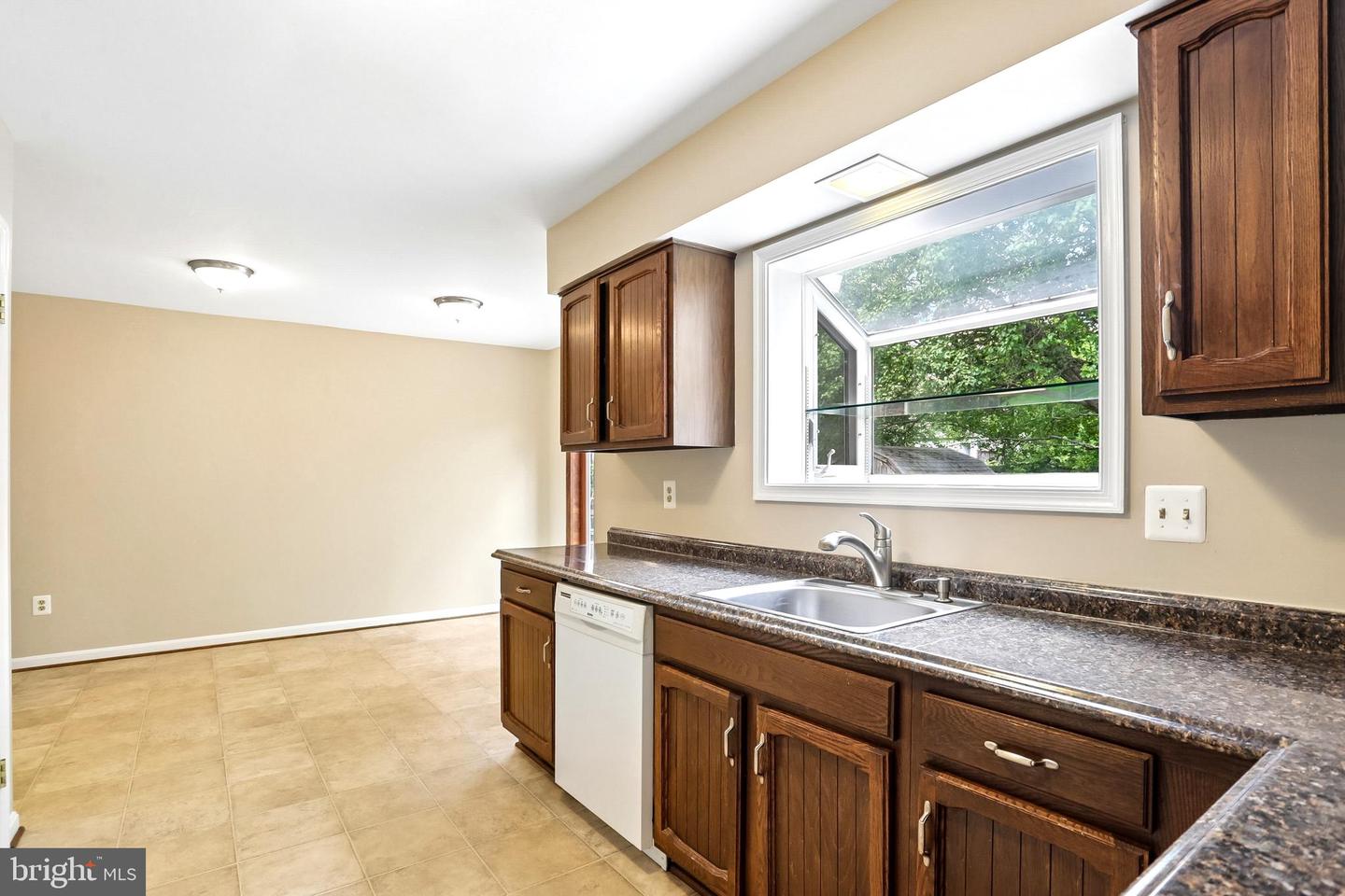 15204 General Stevens Ct Property Photo 10