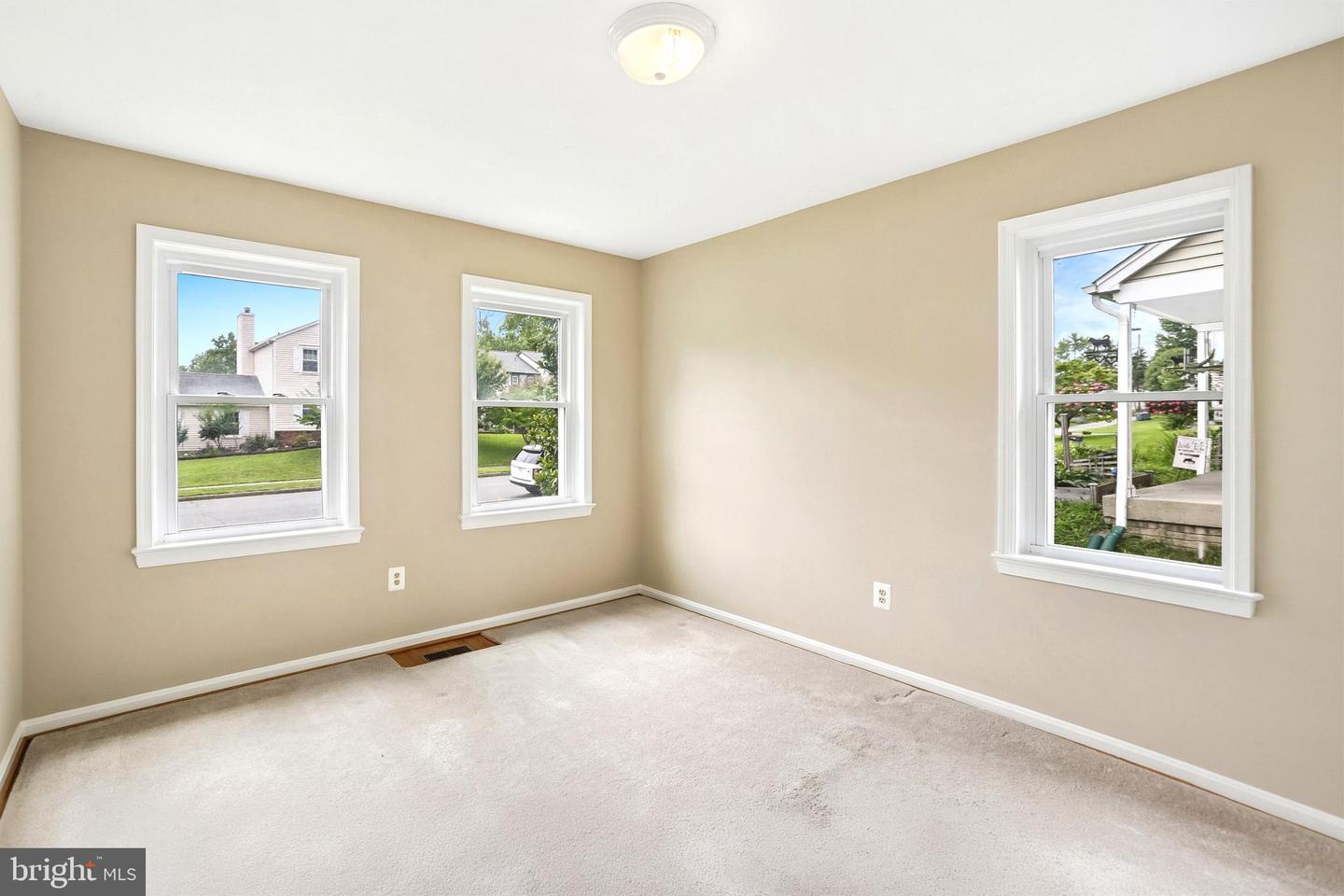15204 General Stevens Ct Property Photo 18