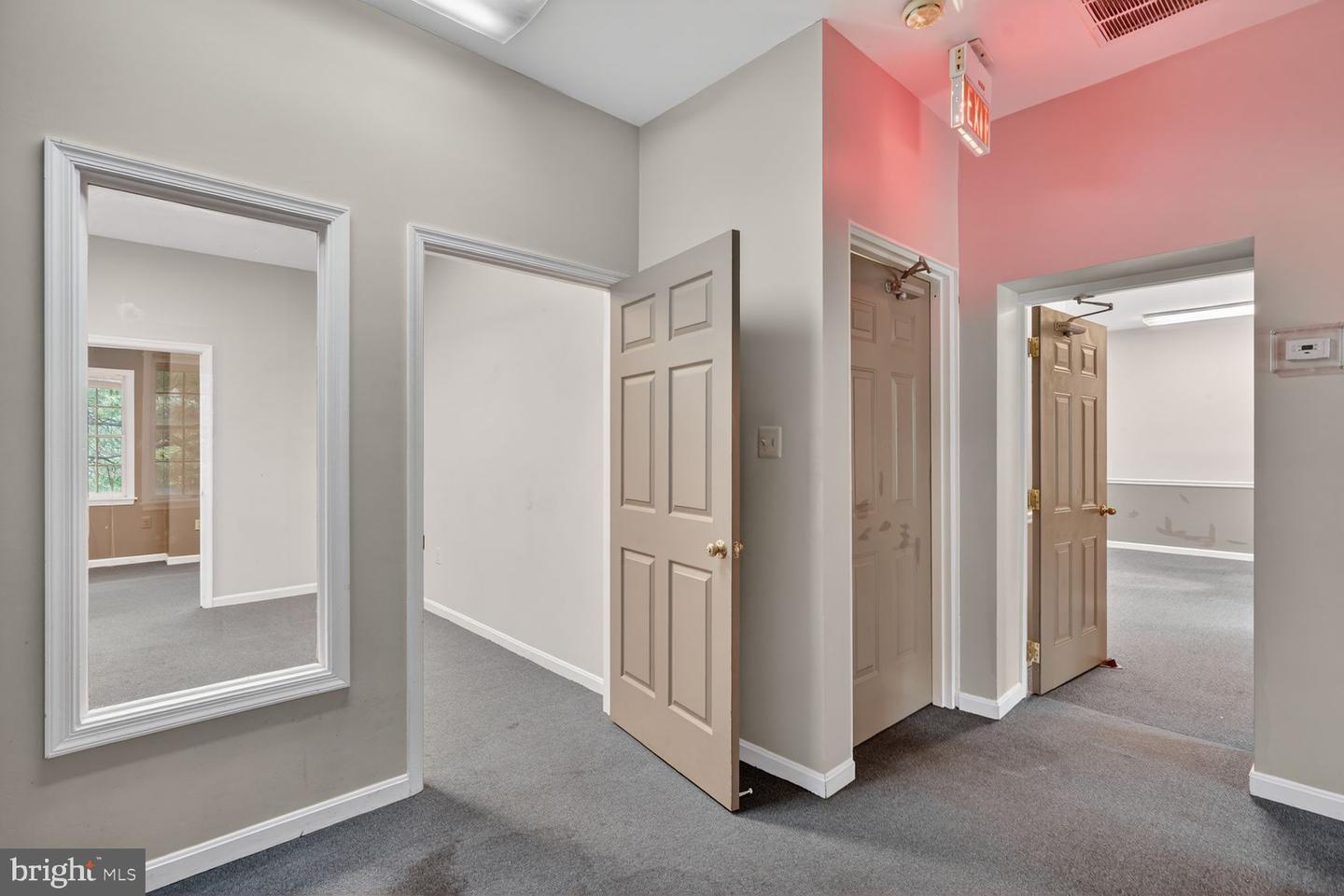 6182 Old Franconia Rd #6182b-6184b Property Photo 3