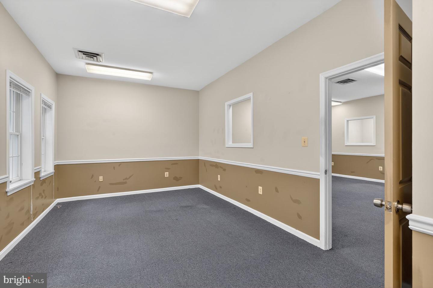 6182 Old Franconia Rd #6182b-6184b Property Photo 15