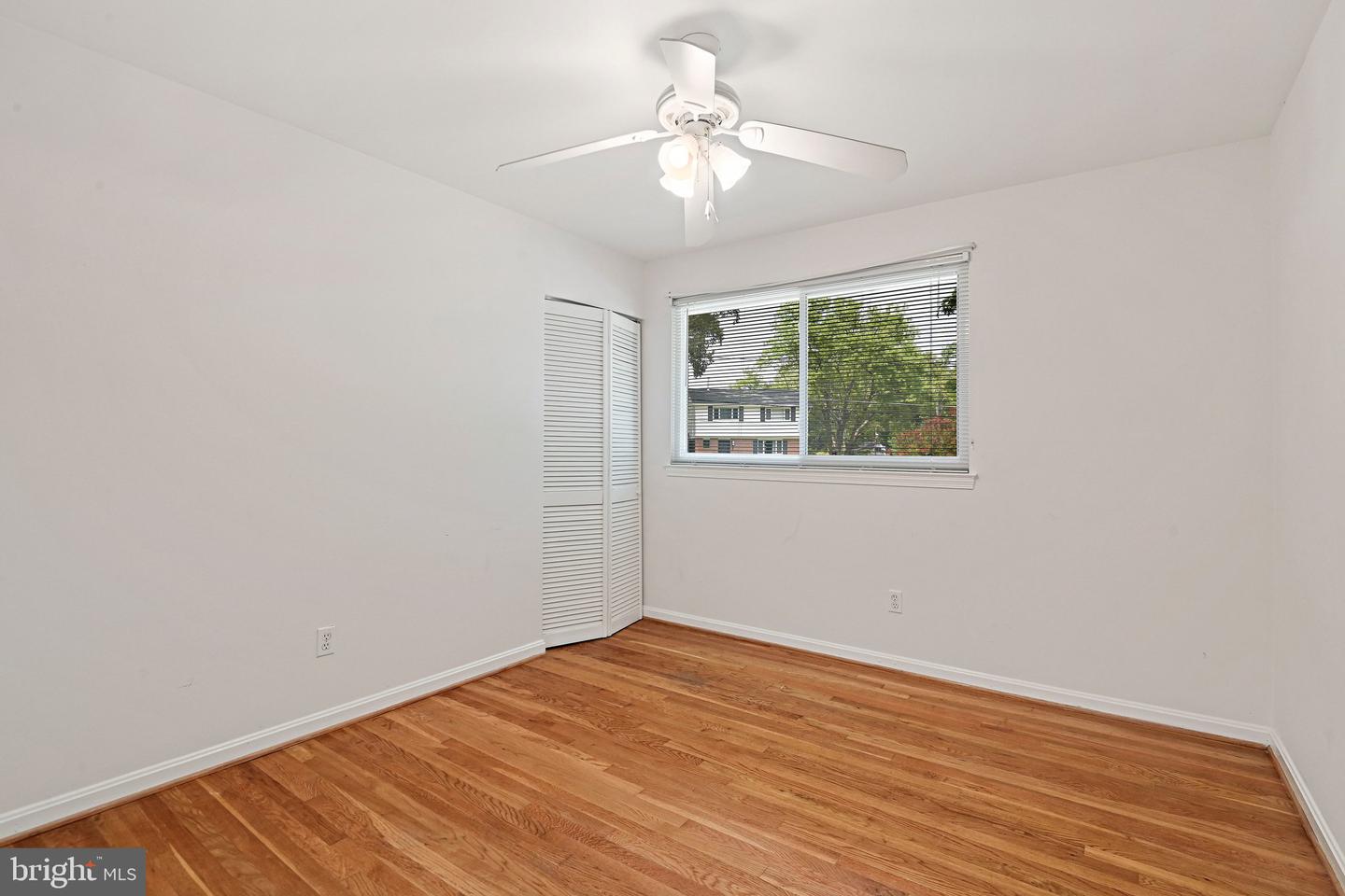 8701 Parliament Dr Property Photo 24