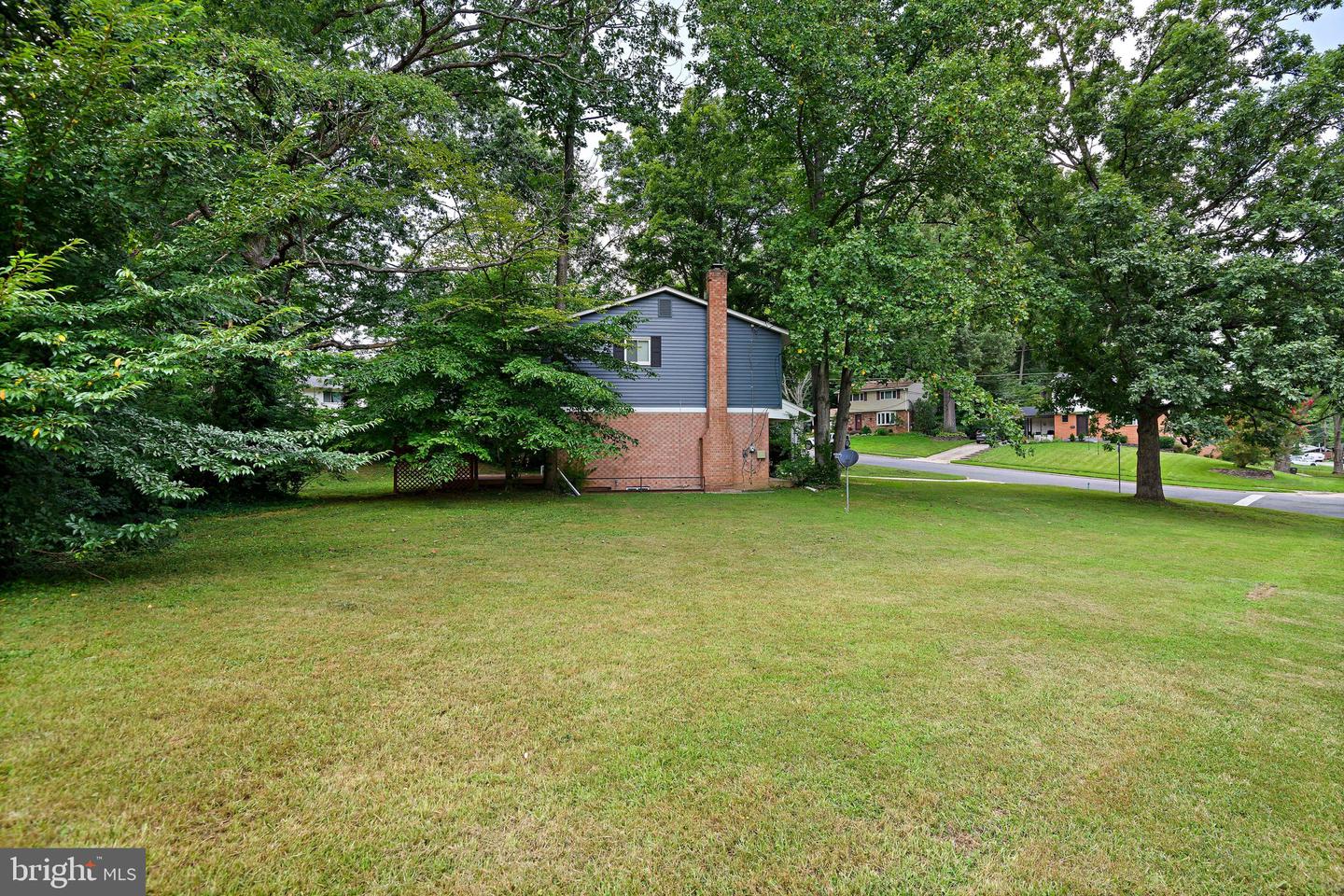 8701 Parliament Dr Property Photo 37