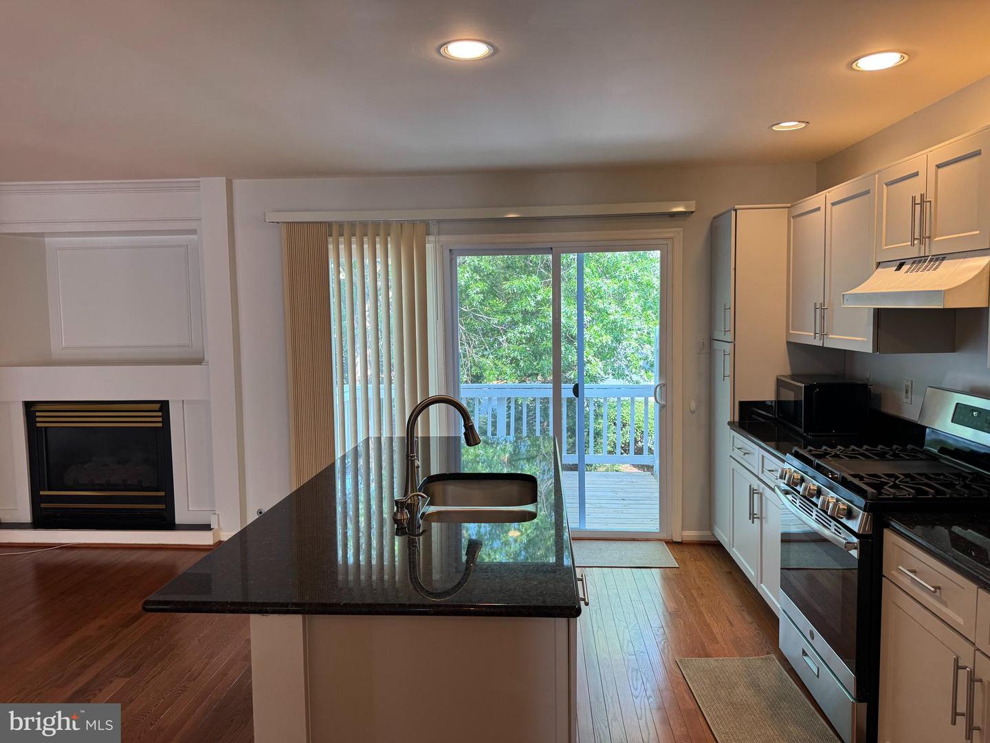 12097 Edgemere Cir Property Photo 7