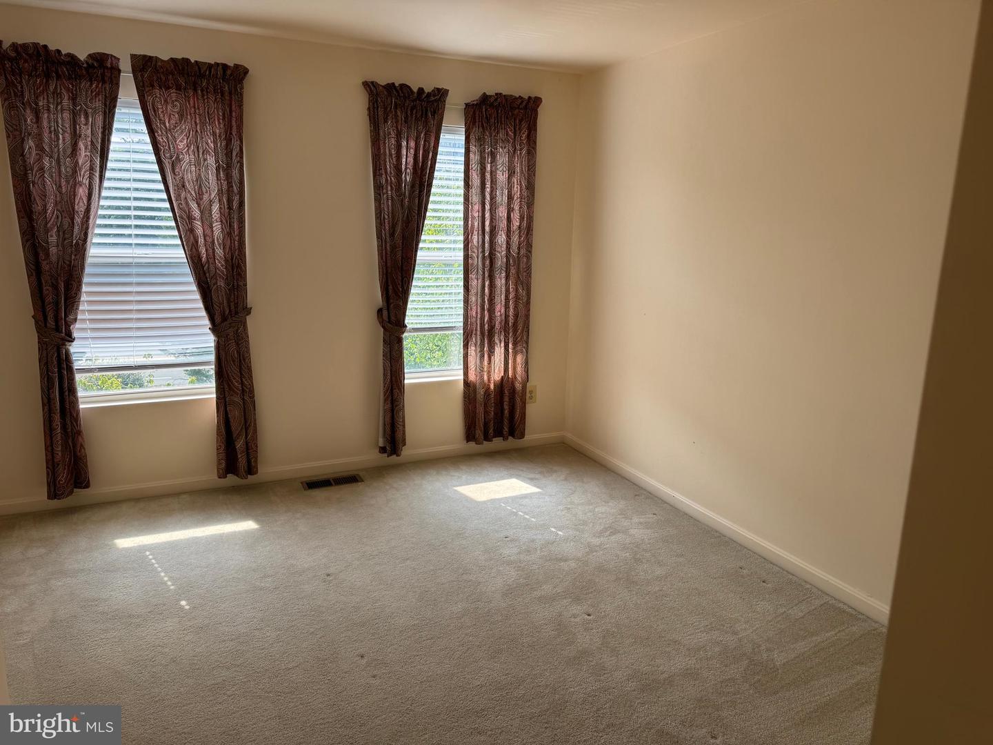 12097 Edgemere Cir Property Photo 17