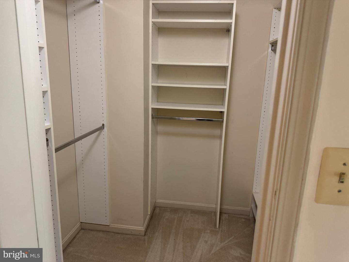12097 Edgemere Cir Property Photo 18