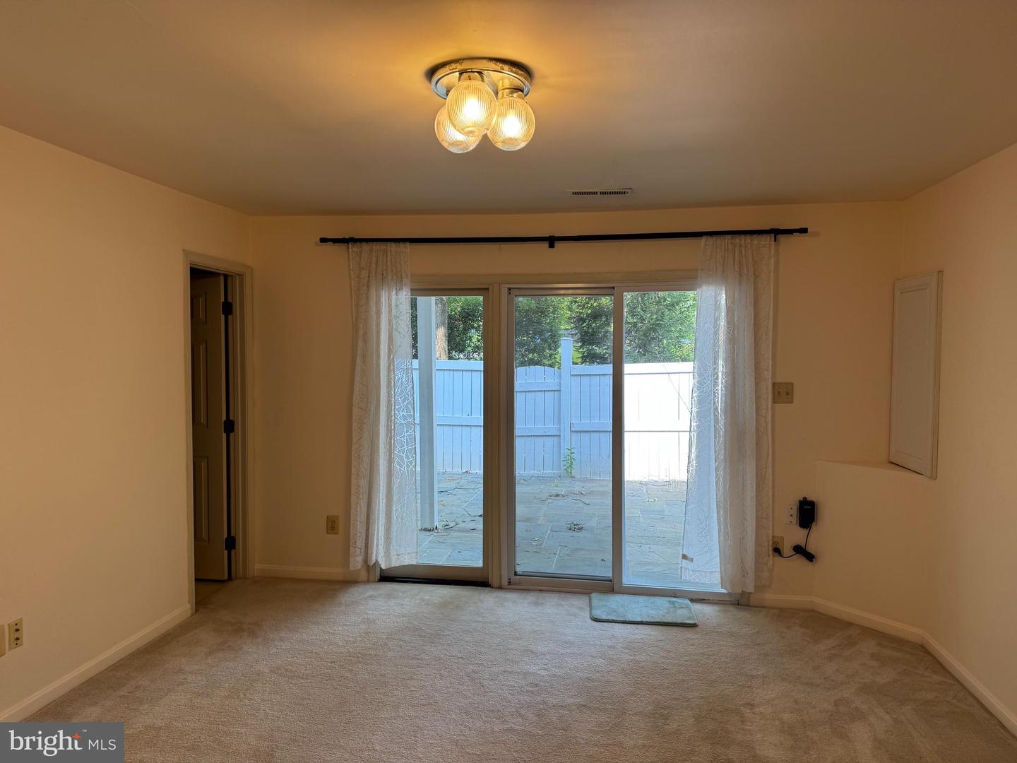 12097 Edgemere Cir Property Photo 23