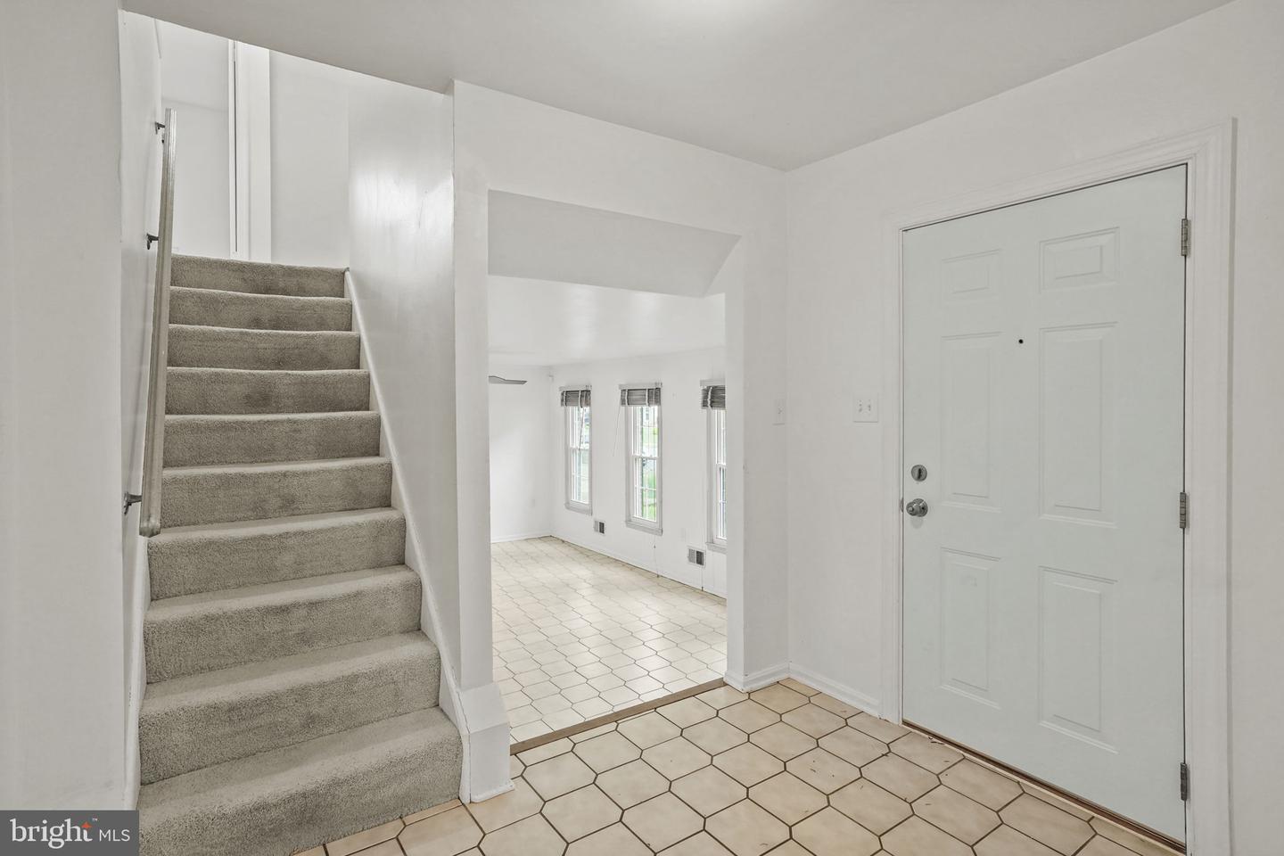 9086 Brook Ford Rd Property Photo 4