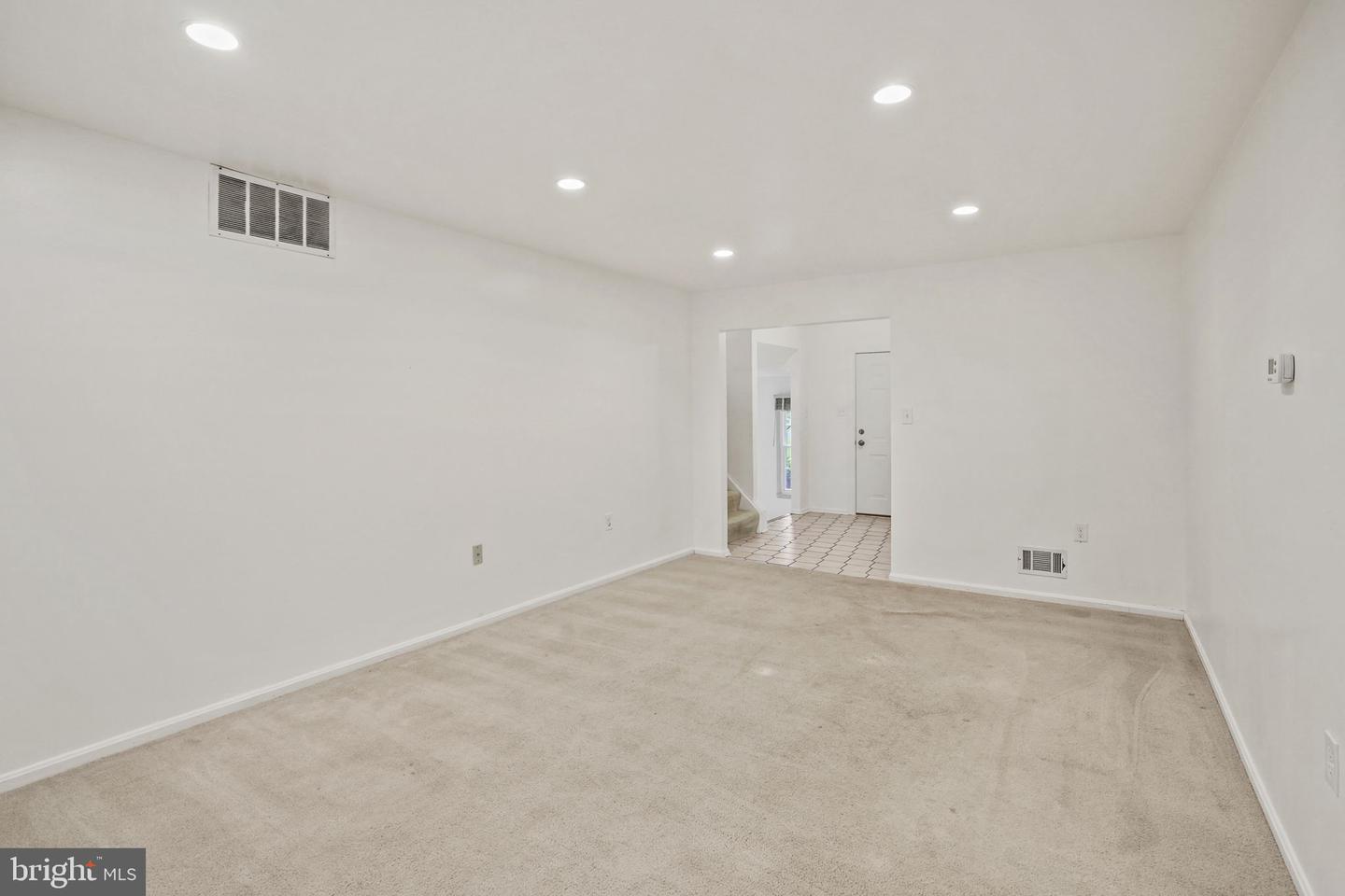 9086 Brook Ford Rd Property Photo 6