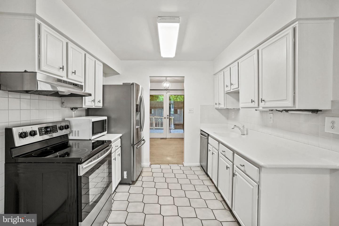 9086 Brook Ford Rd Property Photo 8