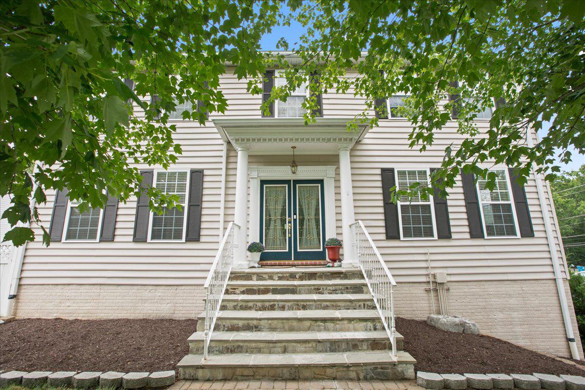 4724 Pole Rd Property Photo 2