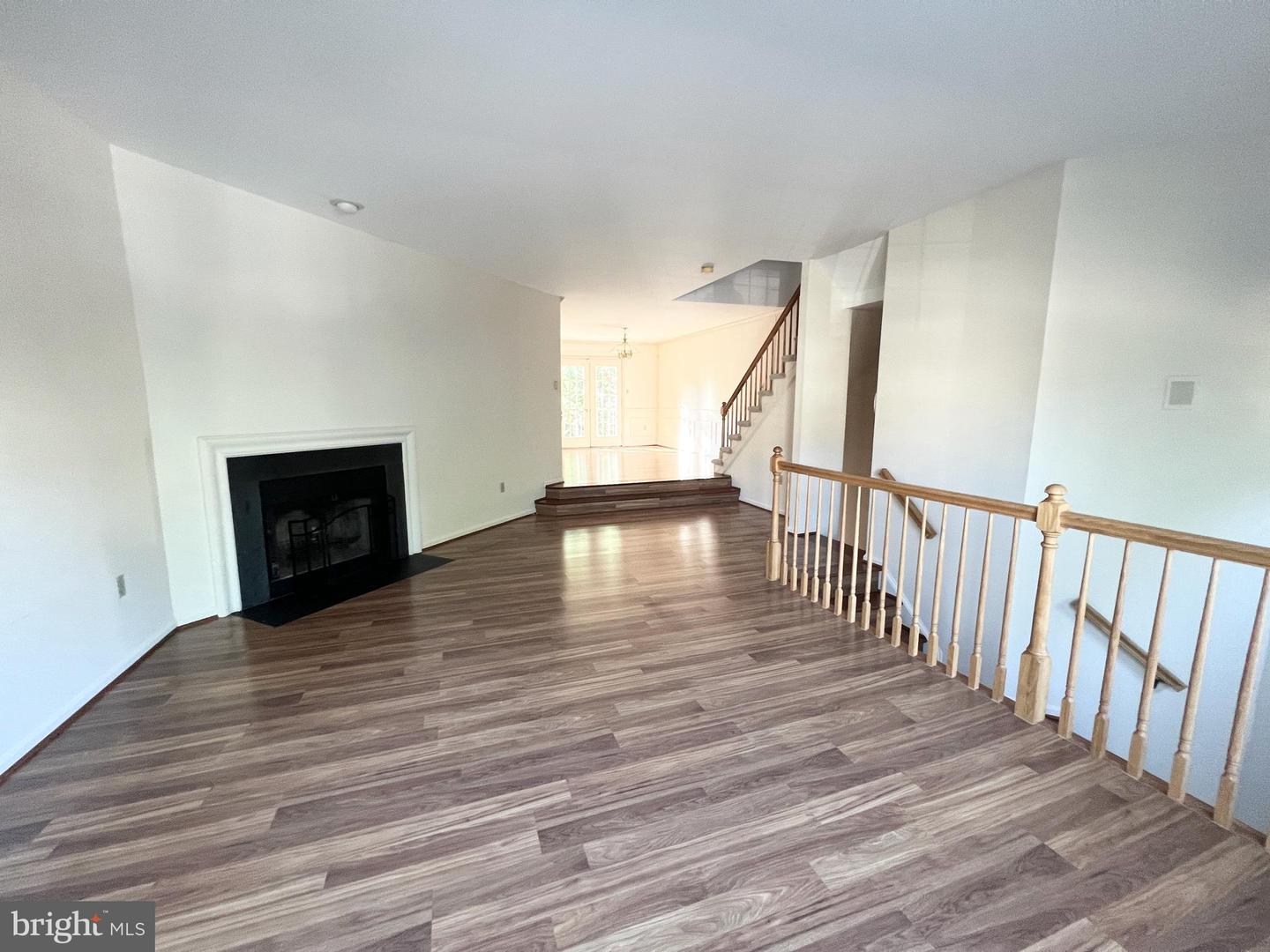 2134 Kings Garden Way #357 Property Photo 5