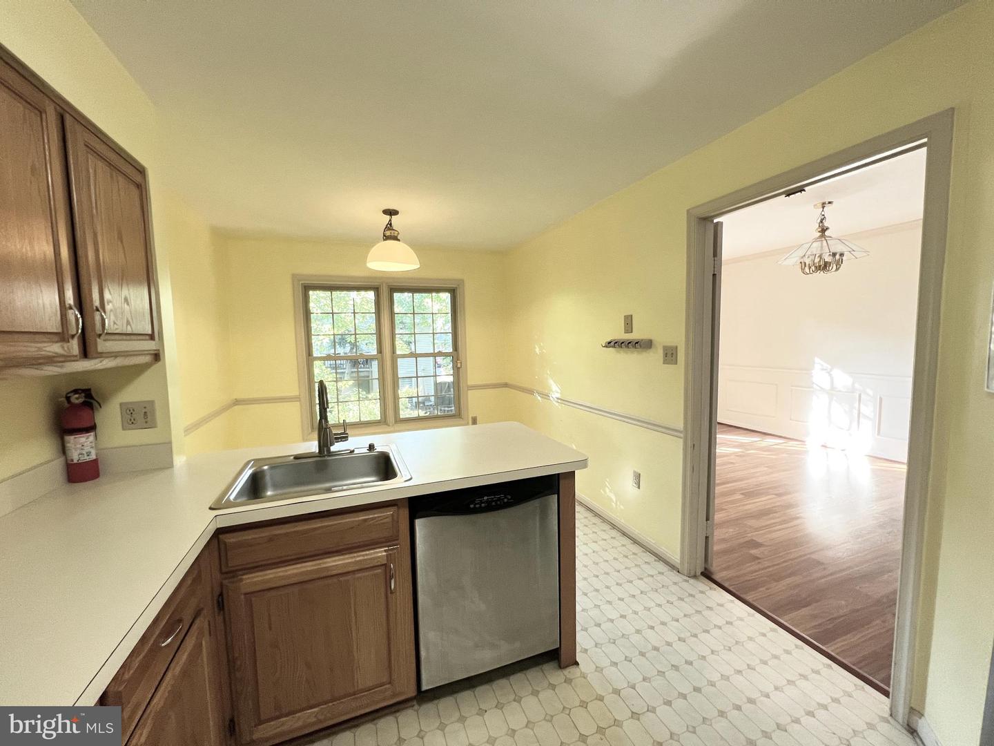 2134 Kings Garden Way #357 Property Photo 9