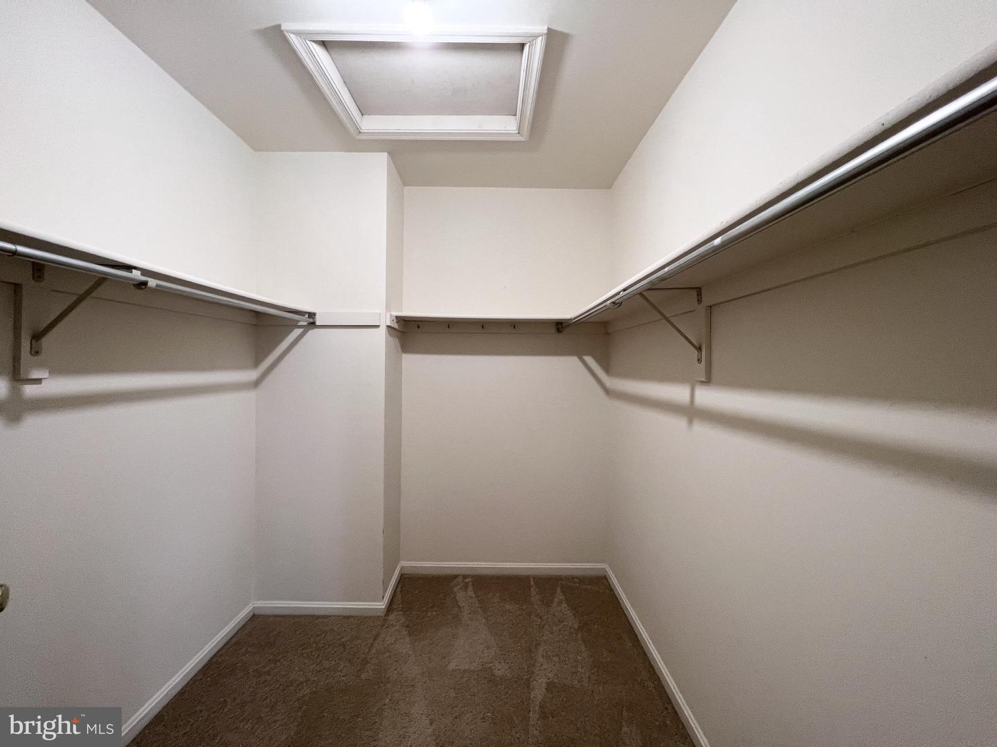 2134 Kings Garden Way #357 Property Photo 15