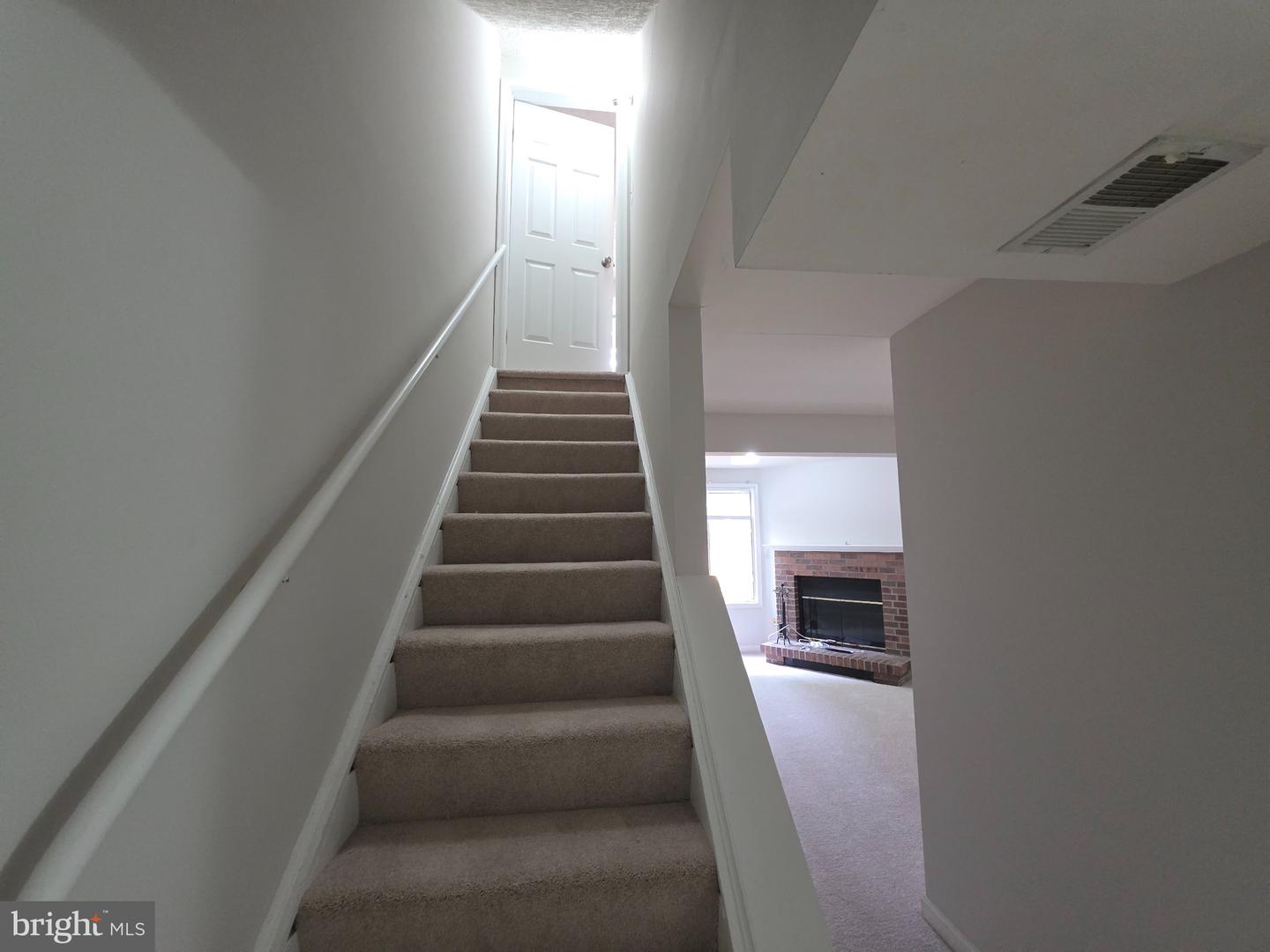 8534 Blue Rock Ln Property Photo 23