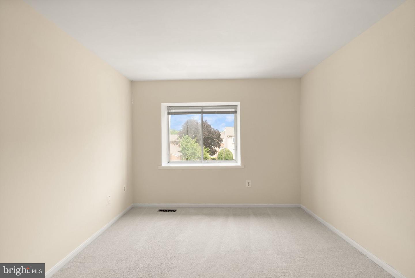 4636 Conwell Dr #192 Property Photo 28