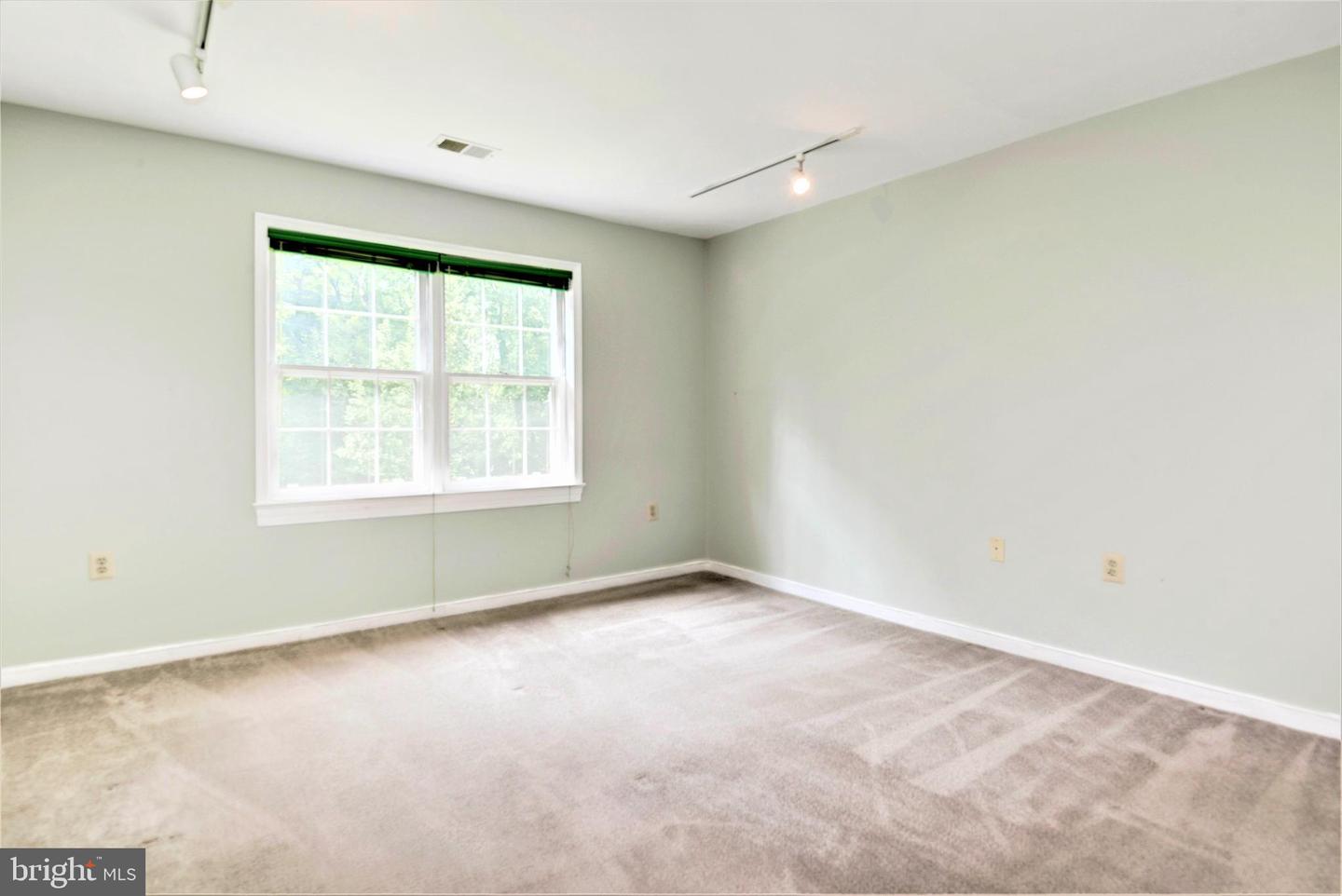 10322 Dunn Meadow Rd Property Photo 36