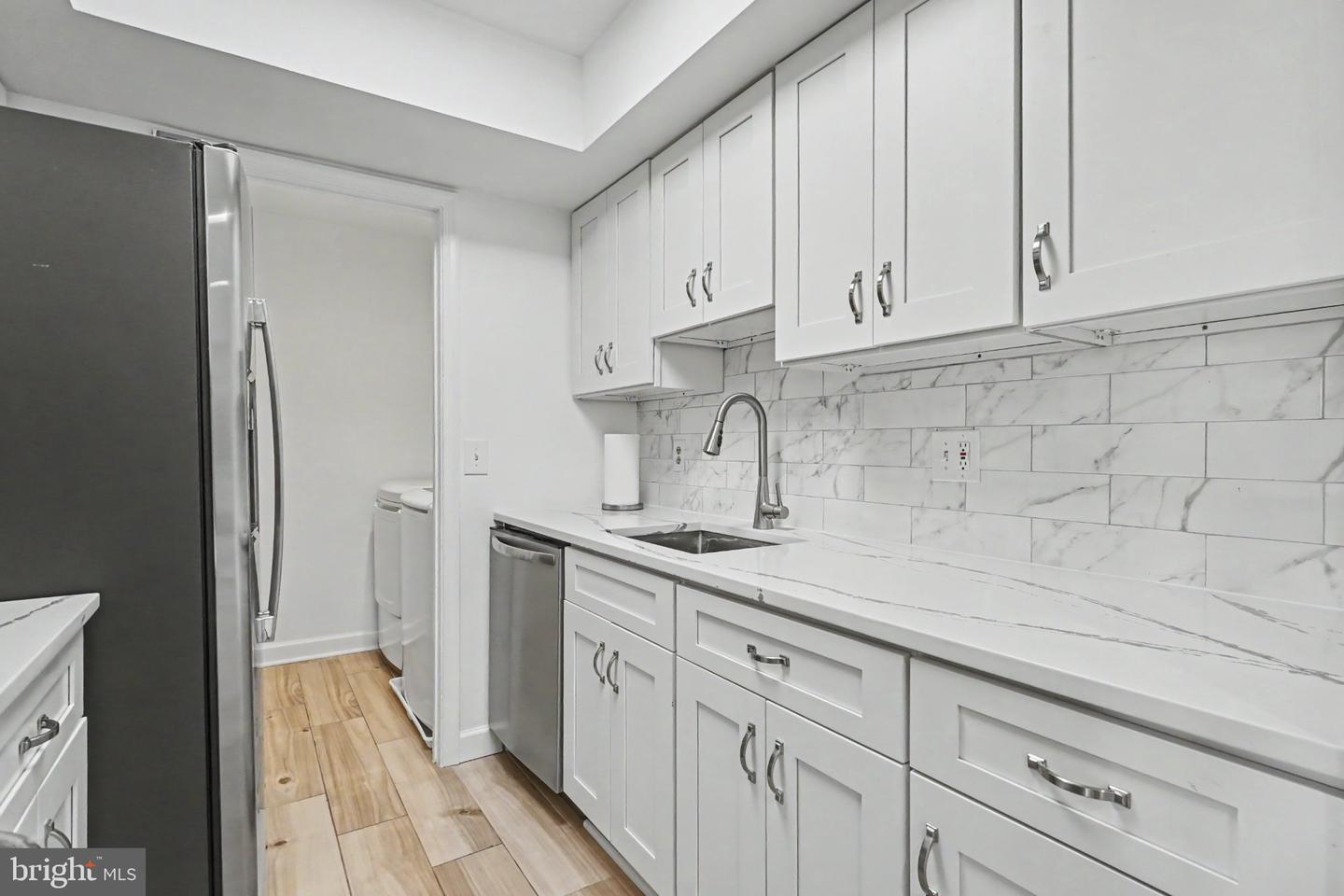 14800 Rydell Rd #201 Property Photo 11