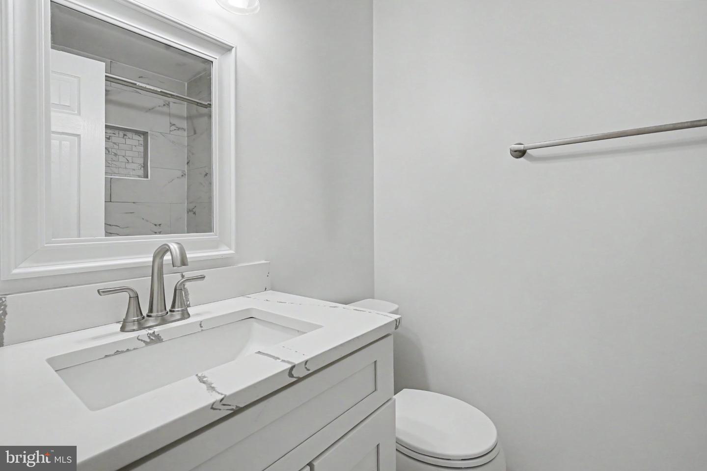 14800 Rydell Rd #201 Property Photo 26