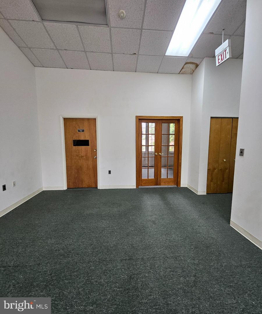 7008 Little River Tpke #4k Property Photo 7