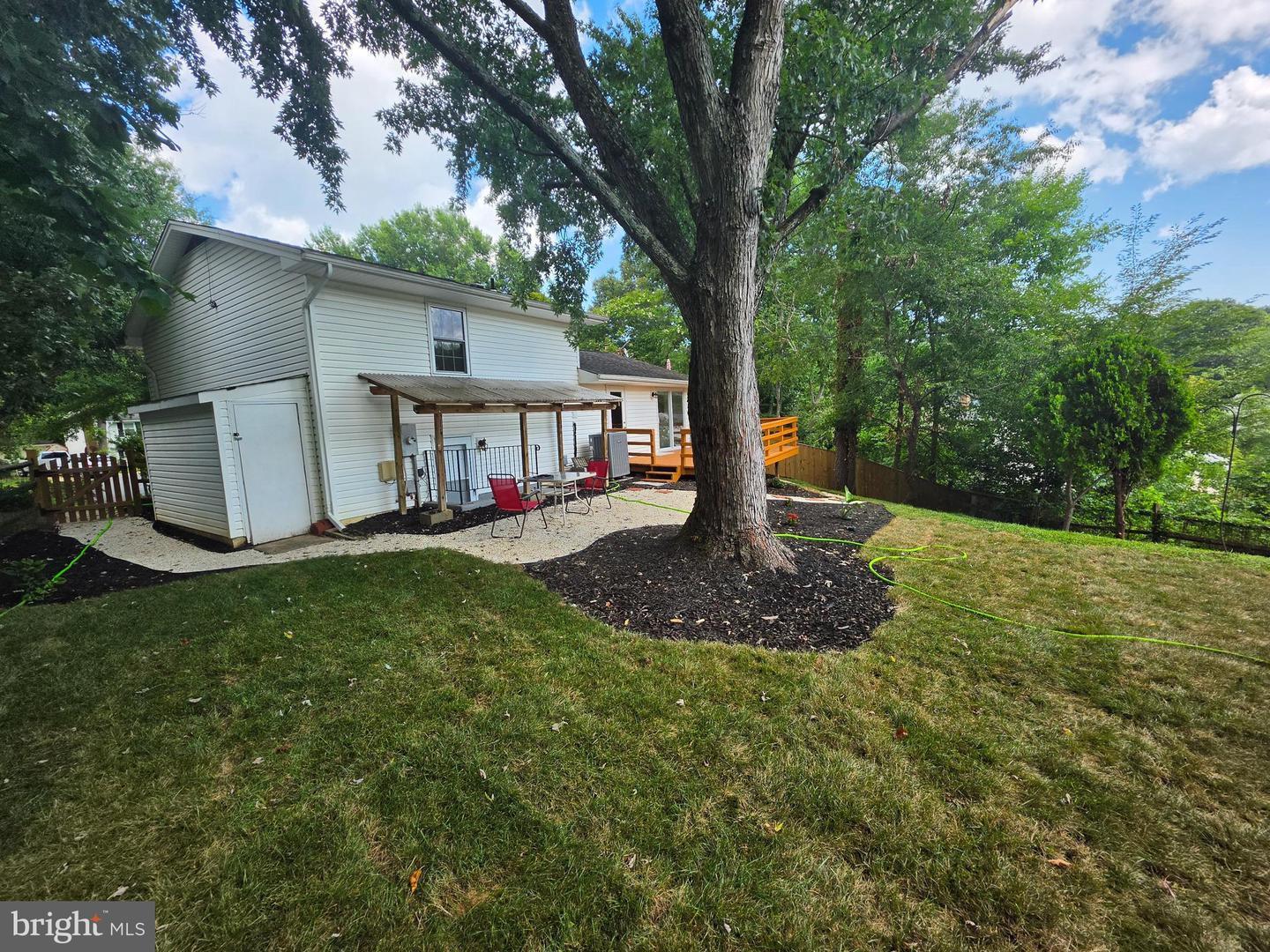 5706 Oak Apple Ct Property Photo 5