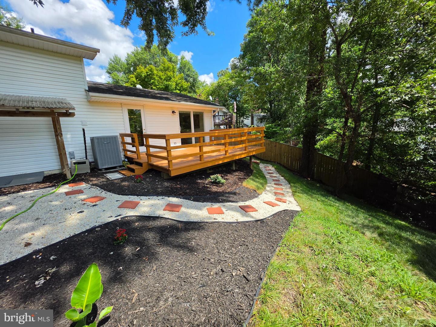 5706 Oak Apple Ct Property Photo 11