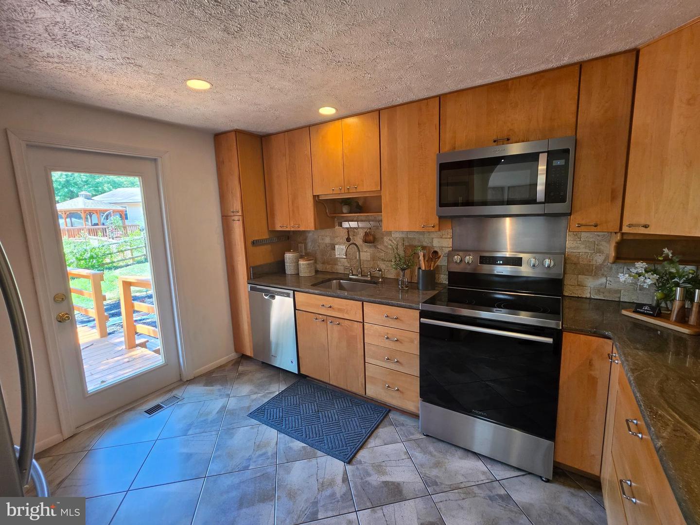 5706 Oak Apple Ct Property Photo 29