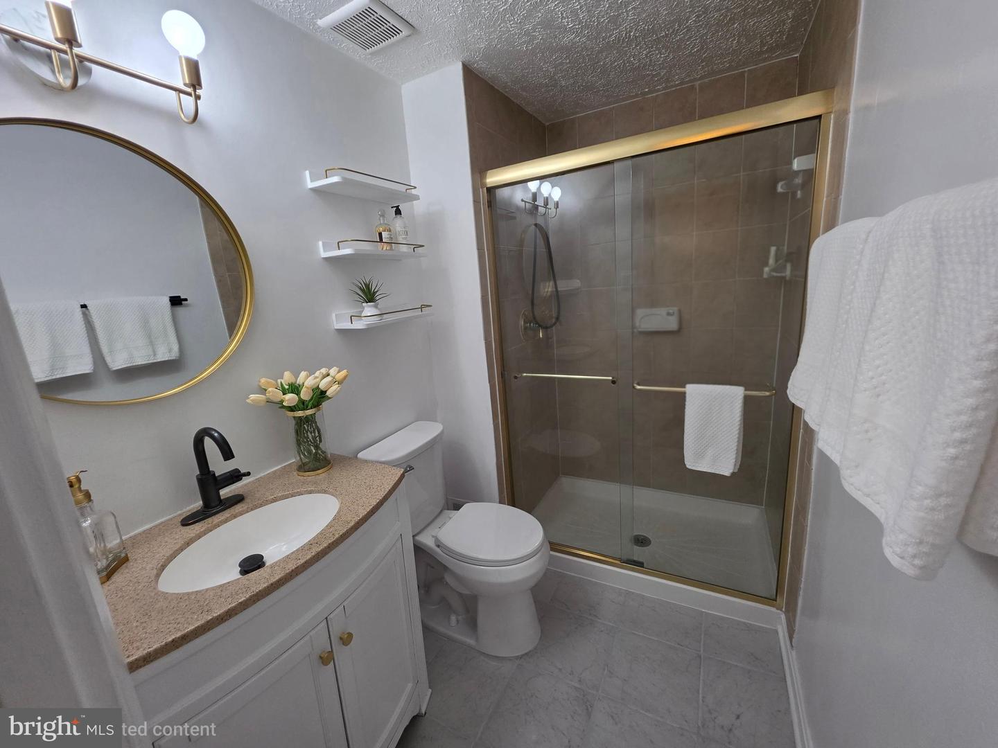 5706 Oak Apple Ct Property Photo 34