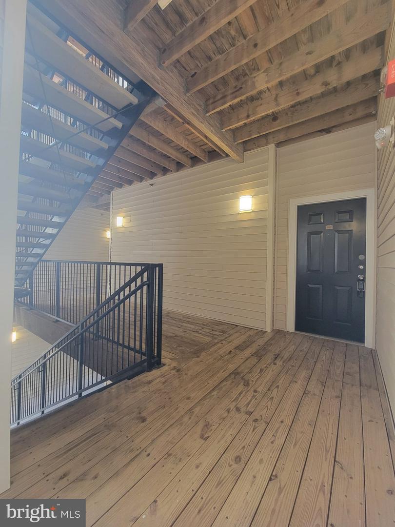 11379 Aristotle Dr #10-207 Property Photo 5