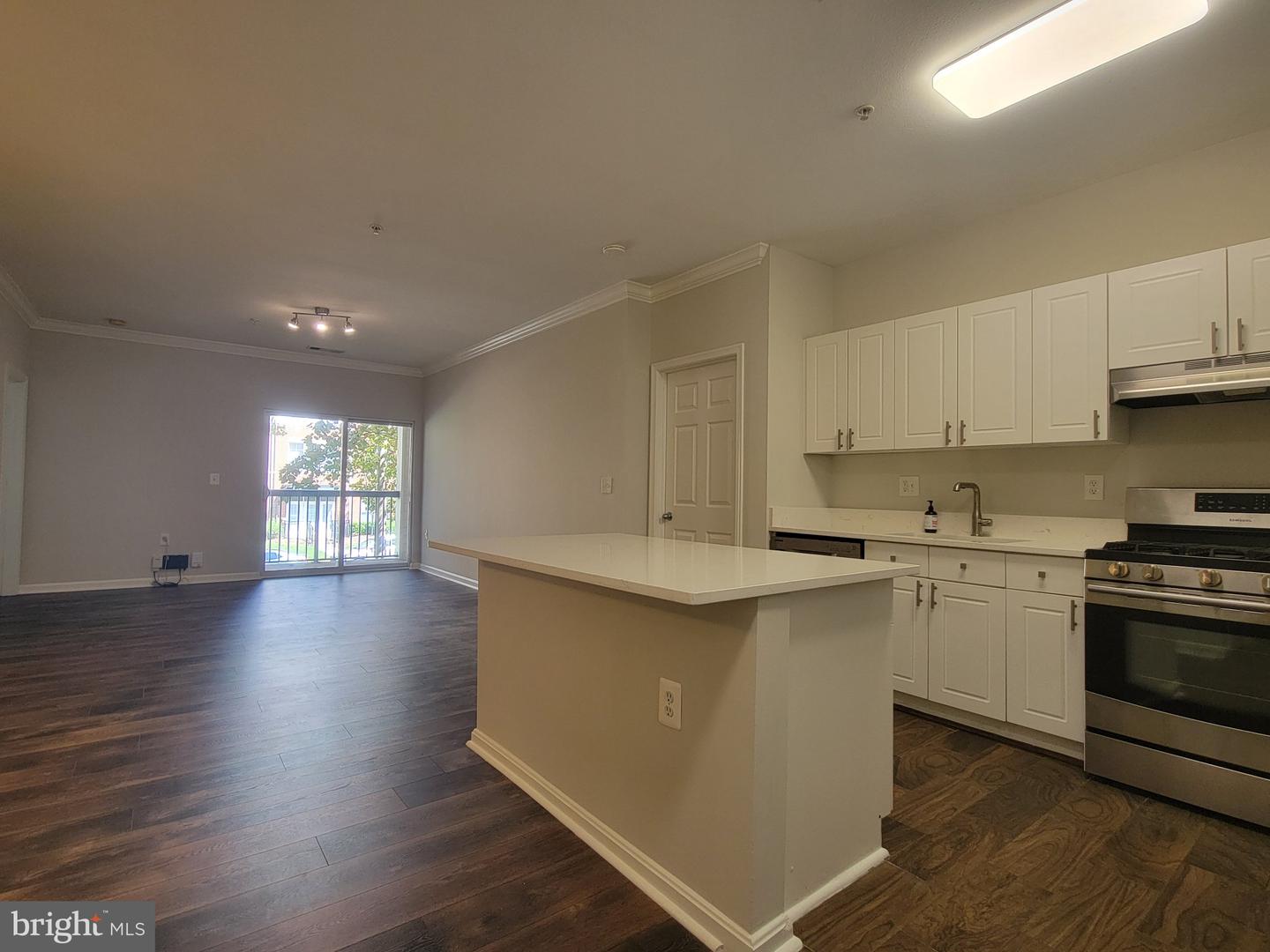 11379 Aristotle Dr #10-207 Property Photo 6