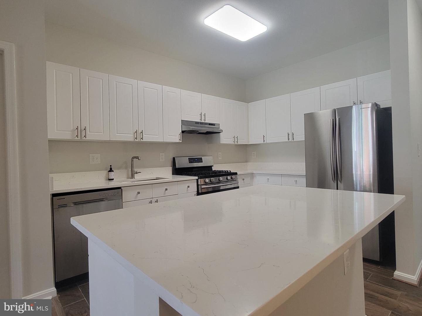 11379 Aristotle Dr #10-207 Property Photo 7